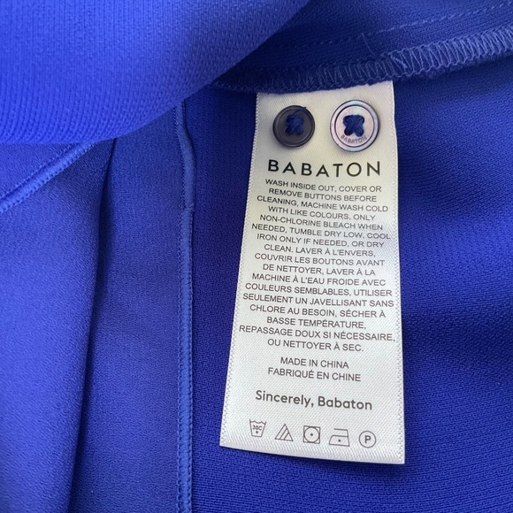 Aritzia Babaton Blouse Medium Blue Luxury Careerwear Long Sleeves Button Cuff XS - Picture 12 of 15